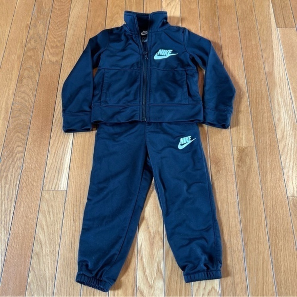 Nike Outfit Tracksuit Full Zip Jacket & Logo Track Pants Boys Size 2T Black